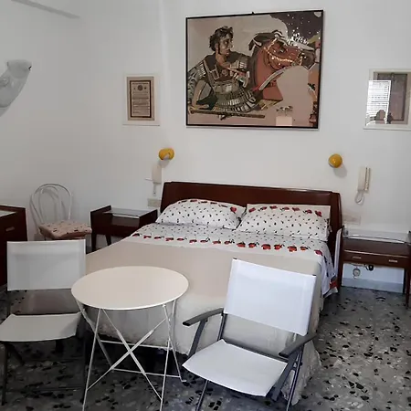 Casa Relax Nel Centro Storico Con Posto Auto 아파트