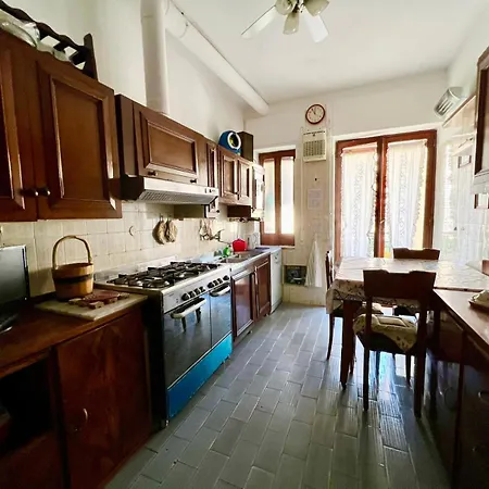 아파트 Casa Relax Nel Centro Storico Con Posto Auto