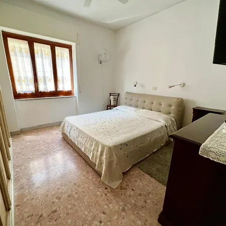Casa Relax Nel Centro Storico Con Posto Auto * Vico Equense
