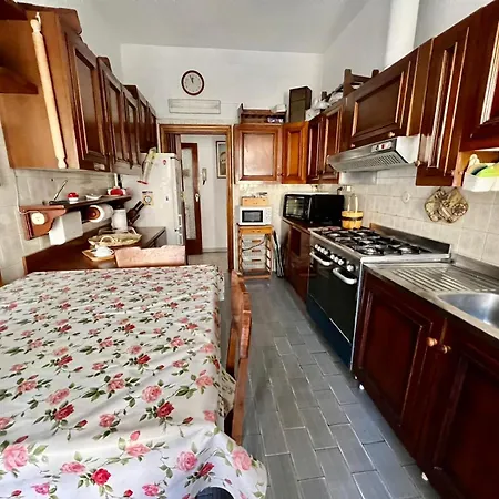 Casa Relax Nel Centro Storico Con Posto Auto