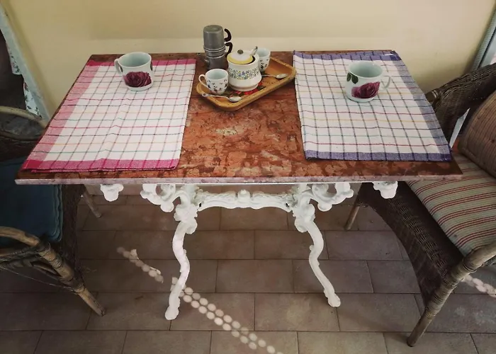 Apartamento Casa Relax Nel Centro Storico Con Posto Auto Vico Equense