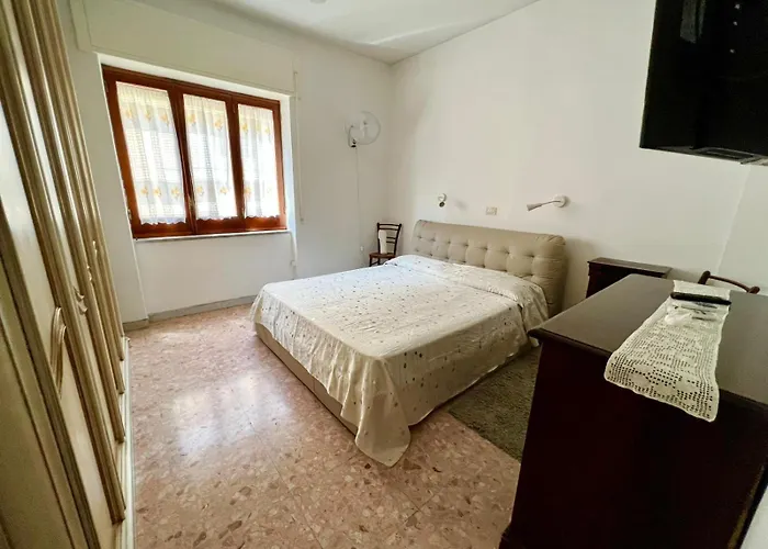 Casa Relax Nel Centro Storico Con Posto Auto * Vico Equense